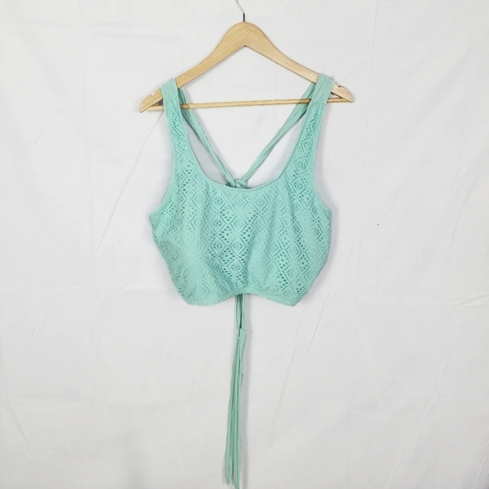 Women's 3X Hot Water Mint Green Crochet Crop Top